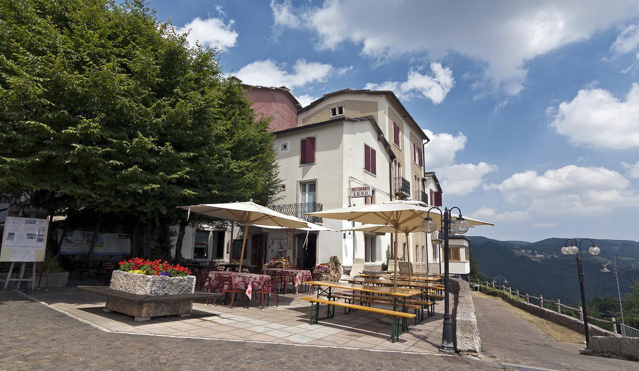 Albergo Ristorante Leso Bosco Chiesanuova Bagian luar foto